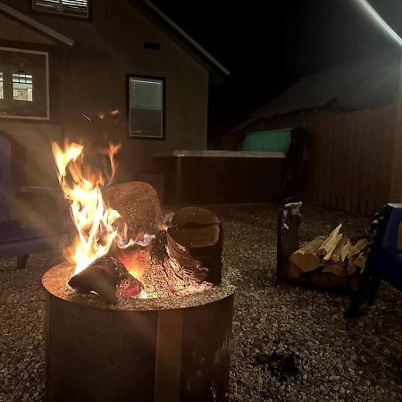 Close To Hiawatha Tr And Biking With Hot Tub Wallace Exterior foto