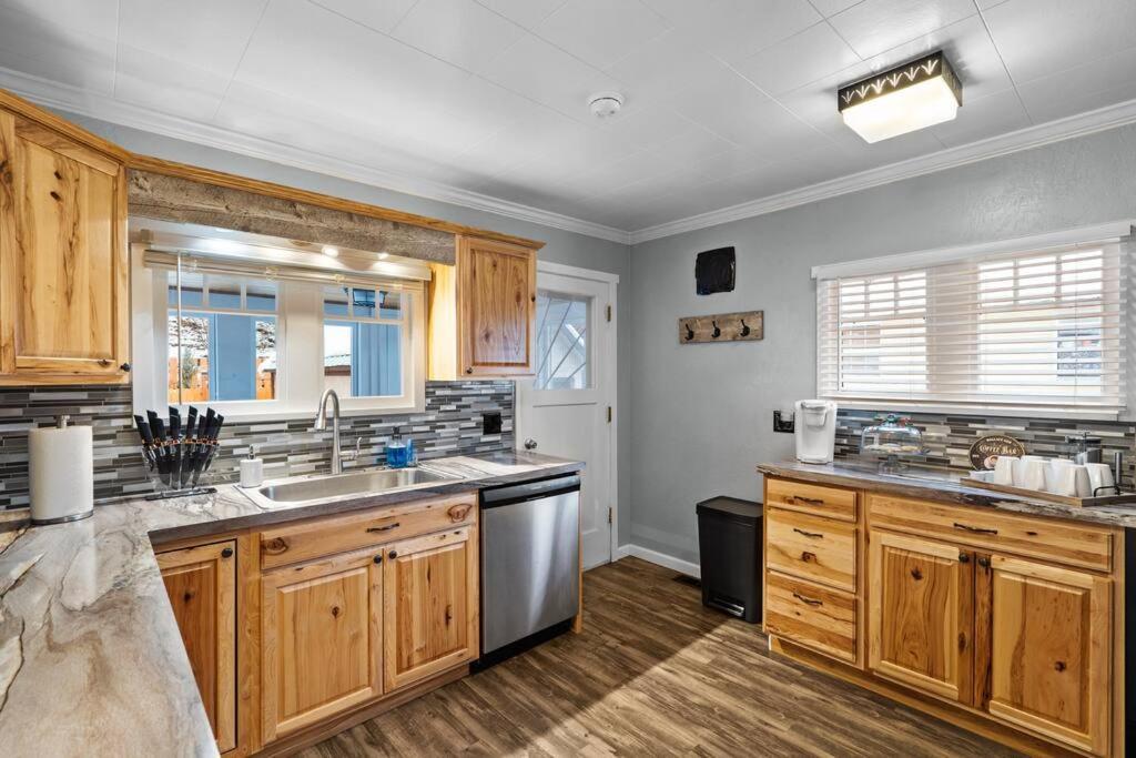 Close To Hiawatha Tr And Biking With Hot Tub Wallace Exterior foto