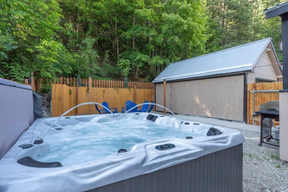 Close To Hiawatha Tr And Biking With Hot Tub Wallace Exterior foto